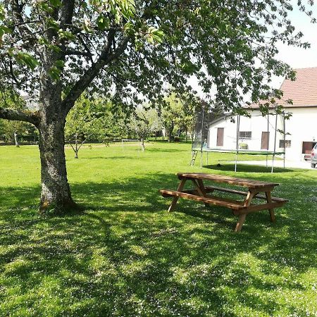 Studio A La Campagne Dans Corps De Ferme Renovee Chancey Zewnętrze zdjęcie