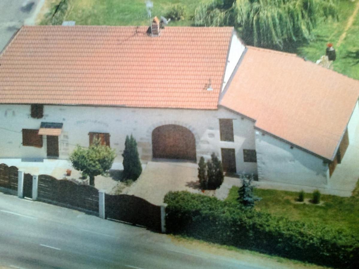 Studio A La Campagne Dans Corps De Ferme Renovee Chancey Zewnętrze zdjęcie